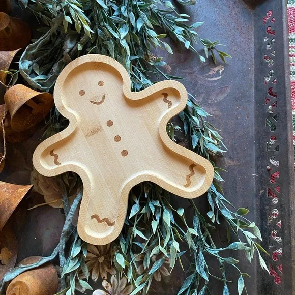 NWOT Unfinished Wood Gingerbread Man Small Tray Holiday Decor - Picture 10 of 15